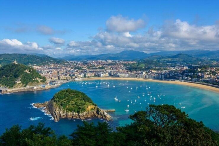 San Sebastian : Must-See Attractions Walking Tour - Tour Details