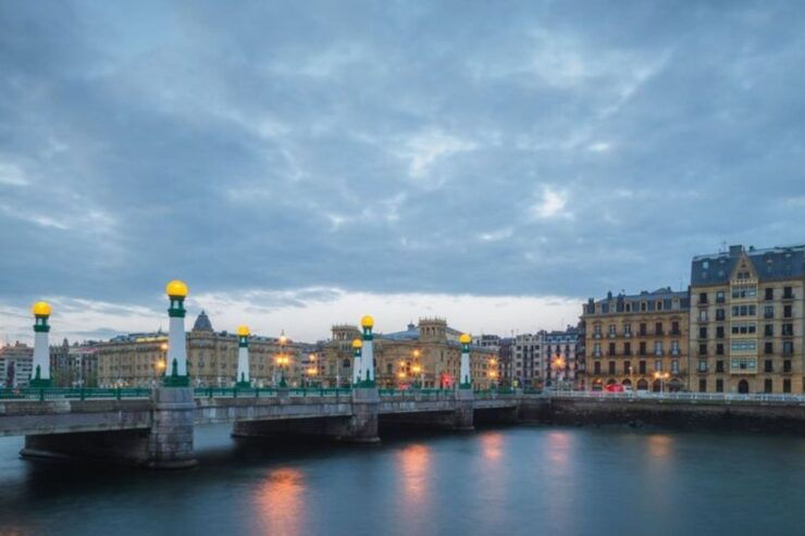 San Sebastian: Private Custom Tour With a Local Guide - Booking Details