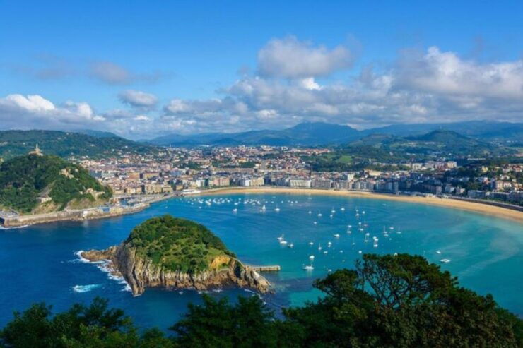 San Sebastian: Private Custom Tour With a Local Guide - Experience Highlights