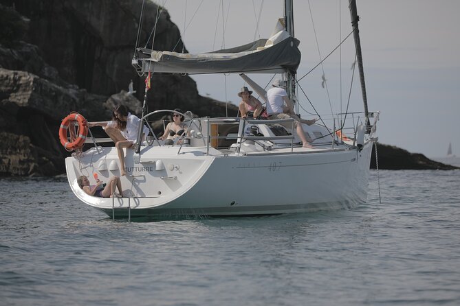 San Sebastian Private Sailing Tour - Snack on Delicious Treats During the Tour