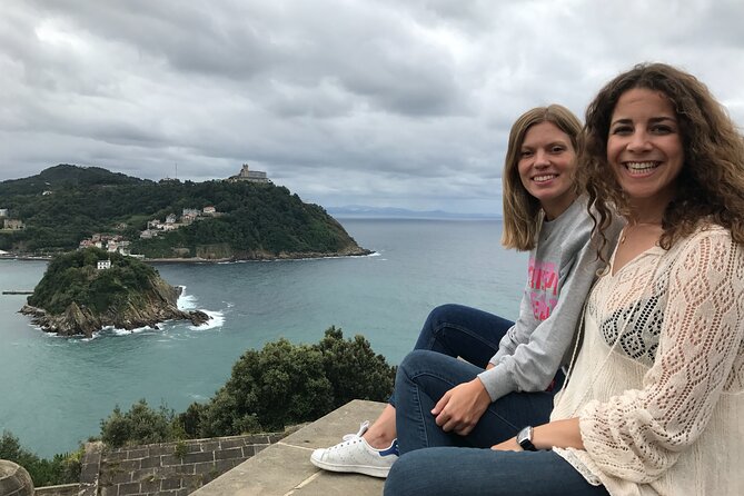 San Sebastian Private Tour, Pintxos & Winery Visit From Bilbao - Visit to Fuenterrabia