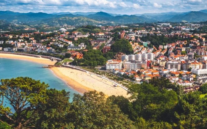 San Sebastian: Self-Guided Outdoor Escape Game - Experience Description