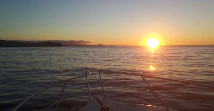 San Sebastian: Sunset on a Yacht - Yacht Sunset Experience Details