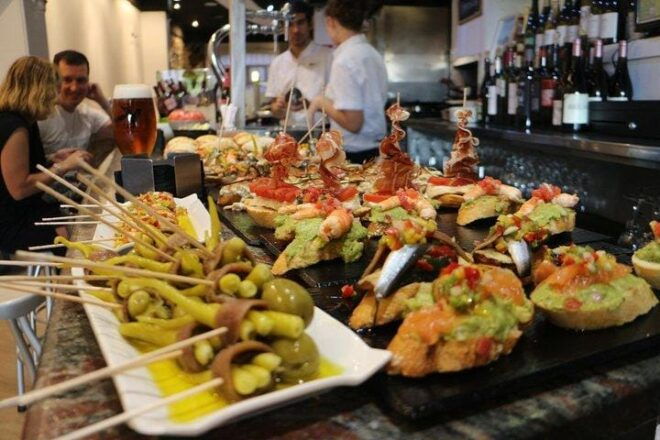 San Sebastián Walking Dinner Tour With Basque Bites - Inclusions
