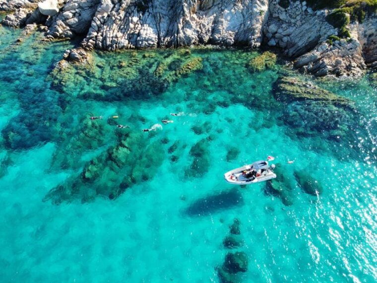 San Teodoro: Snorkeling in Molara - Onboard Amenities and Snacks