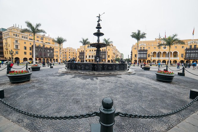 Sanctuaries of Lima Private Half-Day Tour - Sanctuary of Las Nazarenas