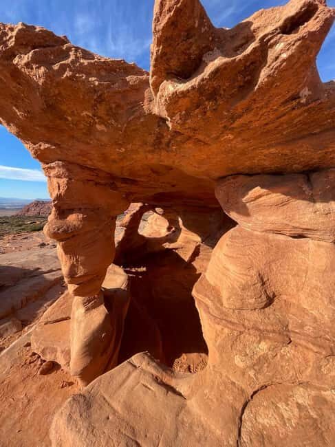 Sand Hollow: Hummer Tour with Rock Crawling & Sand Dunes - Good To Know