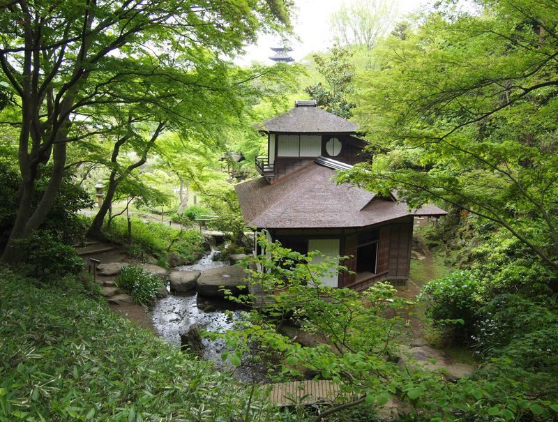Sankeien Garden Admission - Getting there takes a little planning