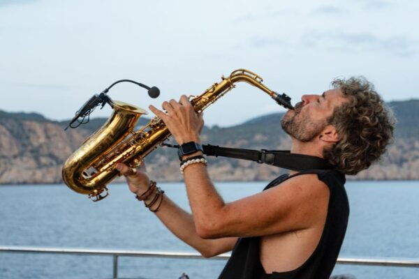Sant Antoni De Portmany: Sunset Cruise With Drinks and Music - Frequently Asked Questions