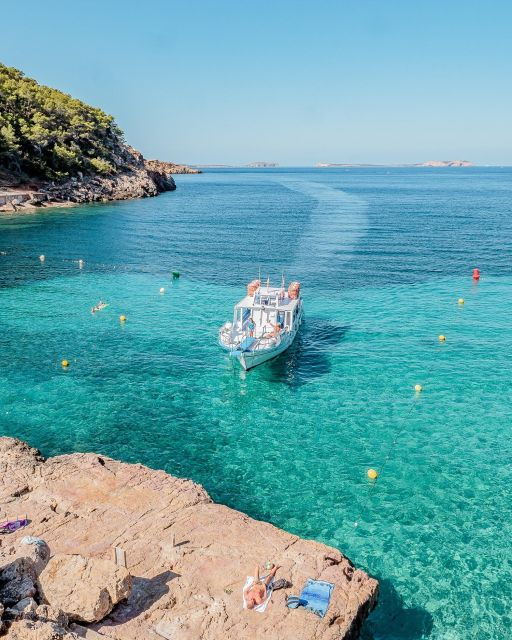 Sant Antoni: Round-Trip Ferry Transfer to Cala Salada Beach - Experience Highlights