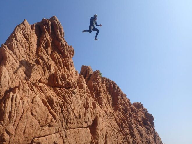 Sant Feliu De Guixols: Coasteering Jumps in the Sea - Participant Restrictions