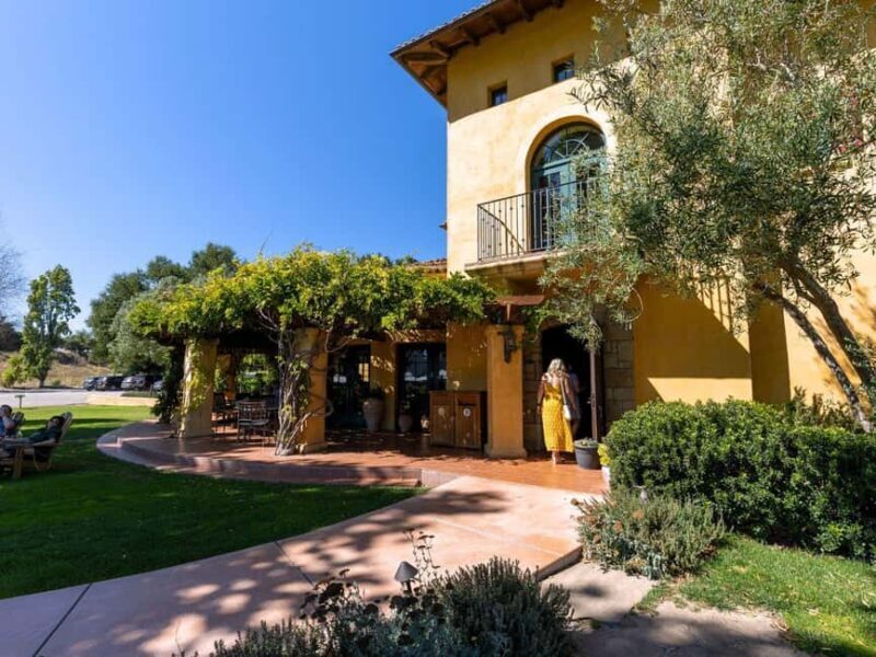 Santa Barbara: 3-Winery Tour Includes Tastings & Lunch inSYV - Good To Know