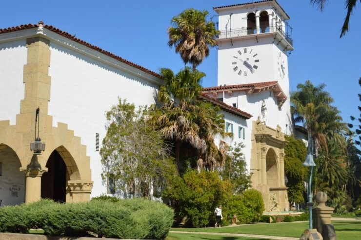 Santa Barbara: Scavenger Hunt Walking Tour - Ticket Details