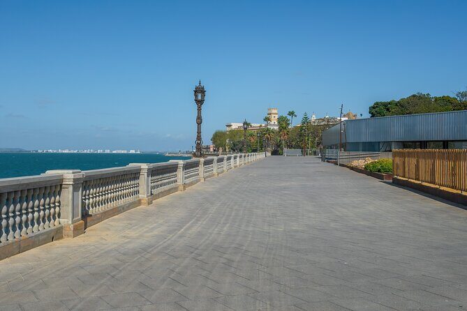 Santa Barbara Seaside Scavenger Sprint - Good To Know