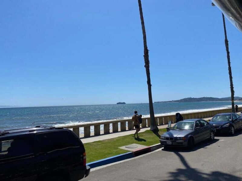 Santa Barbara: Trolley Tour - Santa Barbara Harbor and the Downtown Scene