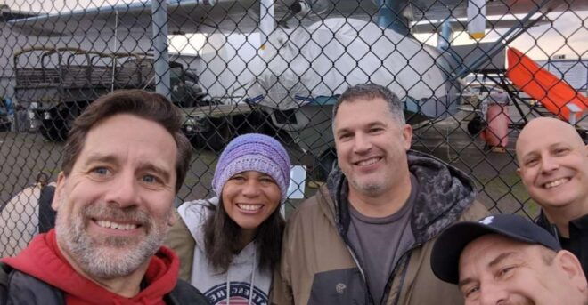 Santa Clarita Scavenger Hunt - Language and Group Size