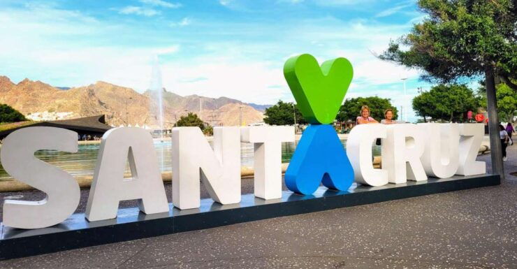 Santa Cruz: Self-guided Old Town Walk Sights and Specials - Booking Information