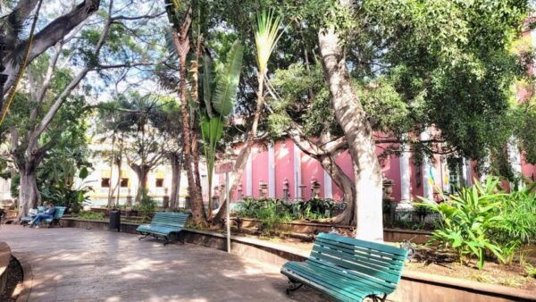 Santa Cruz: Self-guided Old Town Walk Sights and Specials - Frequently Asked Questions