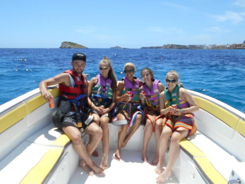 Santa Eulària Des Riu: Parasailing Boat Cruise With Drinks - Good To Know