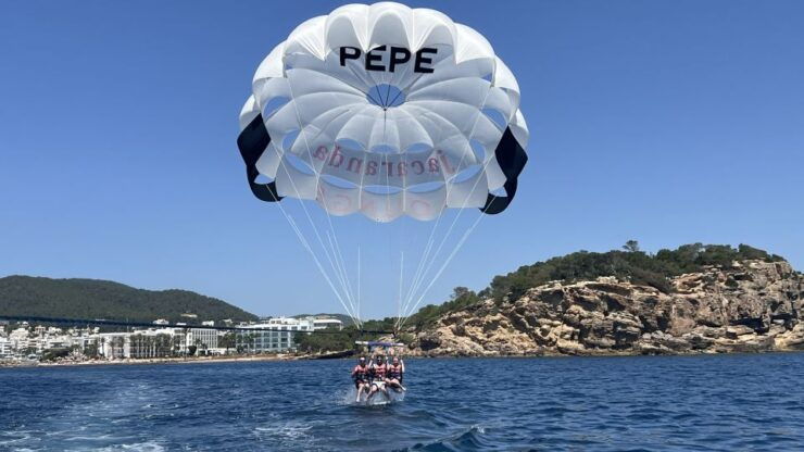 Santa Eulària Des Riu: Parasailing Boat Cruise With Drinks - Activity Details