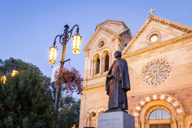 Santa Fe: City Highlights Guided Walking Tour for Seniors - Experience on the Tour