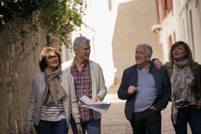 Santa Fe: City Highlights Guided Walking Tour for Seniors - Live Tour Guide