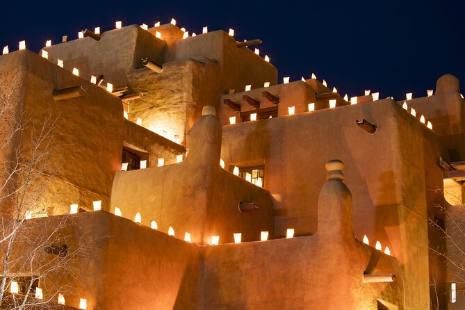 Santa Fe's Enchanted Christmas Stroll - Good To Know