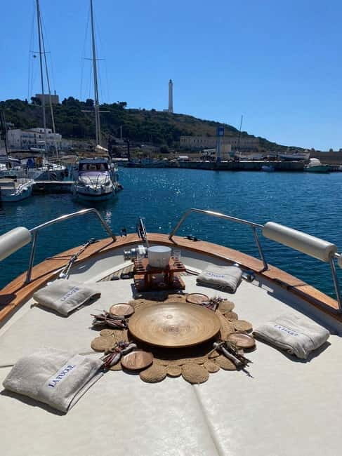 Santa Maria di Leuca : Tour in barca ,grotte e snorkeling - Good To Know