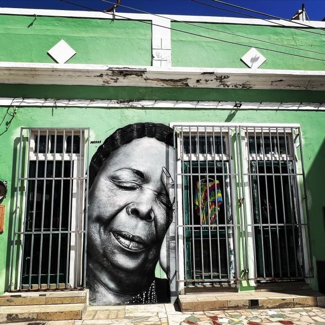 Santa Maria: Local Markets and Street Art Walking Tour - Tour Experience