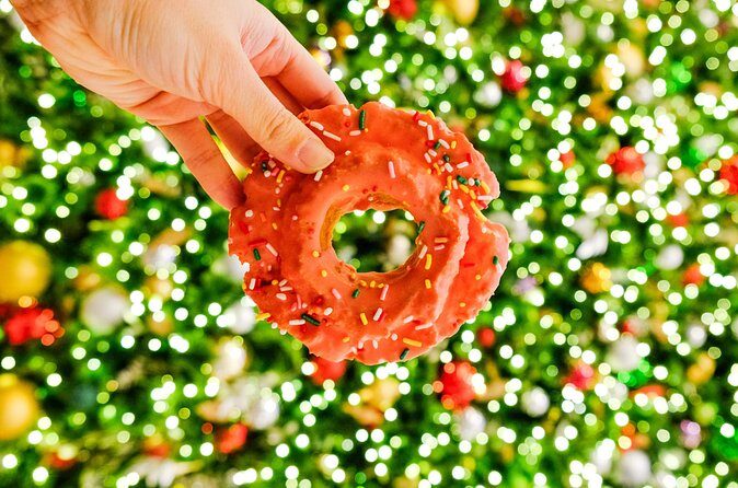 Santa Monica Holiday Donut Adventure and Walking Food Tour - Why This Tour Works