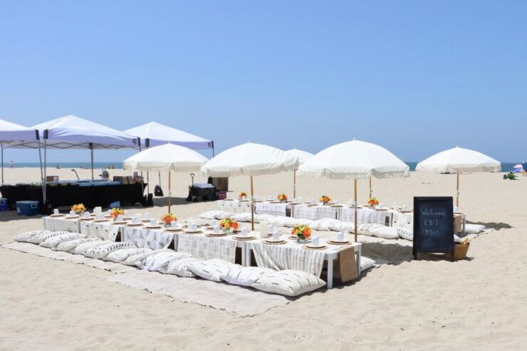 Santa Monica: Luxury Beach Picnic - Cancellation Policy and Group Type