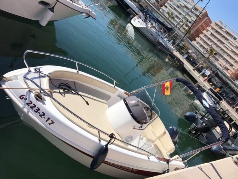 Santa Pola: 2 Hous Rental Boat - Swimming and Snorkeling Opportunities