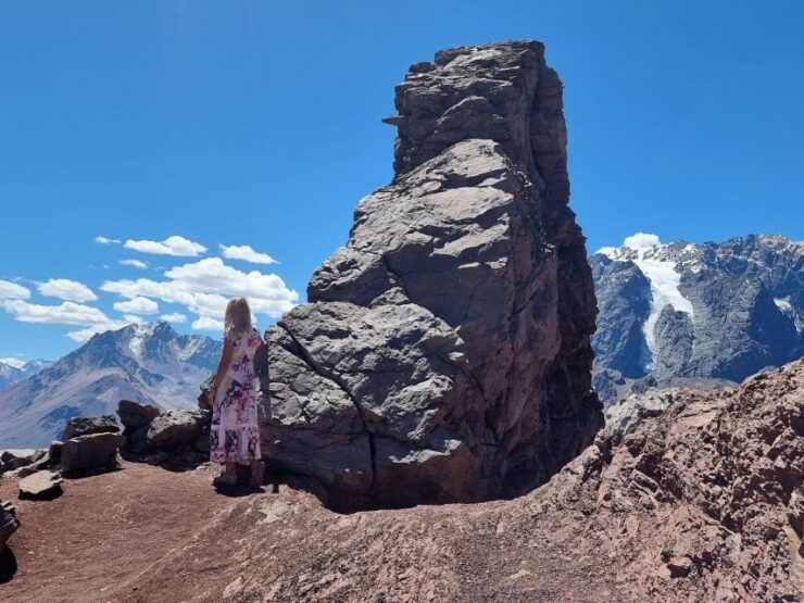 Santiago: Argentina and Chilean Andes Day Trip With Lunch - Tour Duration and Commentary