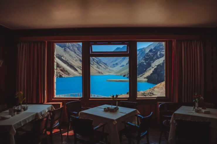 Santiago: Argentina and Chilean Andes Day Trip With Lunch - Pickup and Argentina Visit