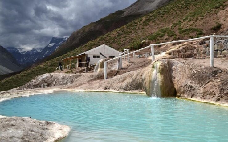 Santiago: Cajón Del Maipo Tour & Colinas Hot Springs With Transfer - Experience Highlights