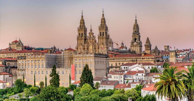 Santiago: City Highlights Guided Walking Tour - Experience Description