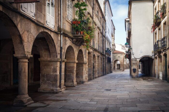 Santiago: City Highlights Guided Walking Tour - Discovering Historic Squares