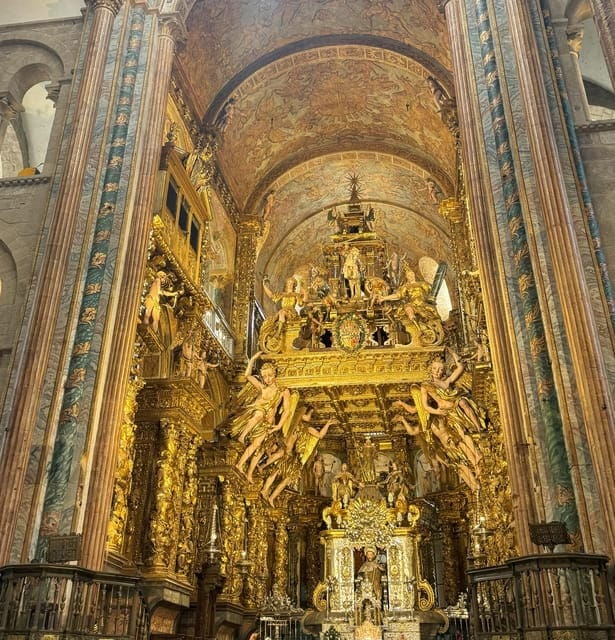 Santiago De Compostela: Cathedral and Its Museum Guided Tour - Highlights of the Cathedral Tour
