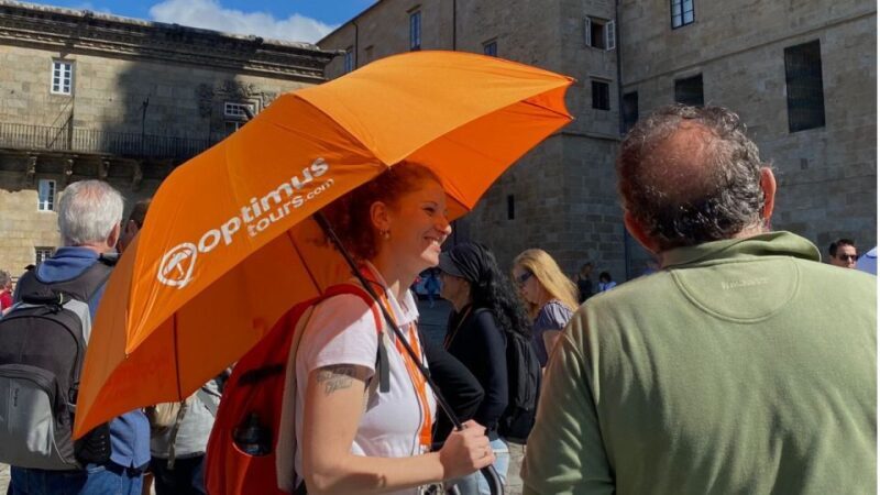 Santiago de Compostela: Cathedral & Carraca Tower Roofs Tour - FAQ