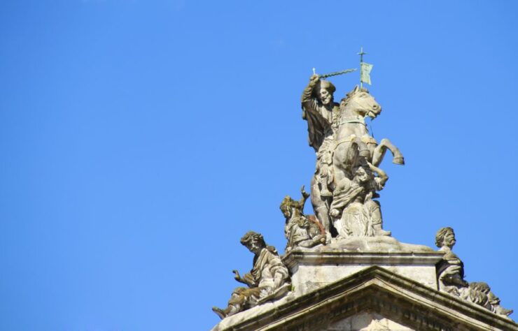 Santiago De Compostela: Cathedral & Museum Private Tour - Tour Experience