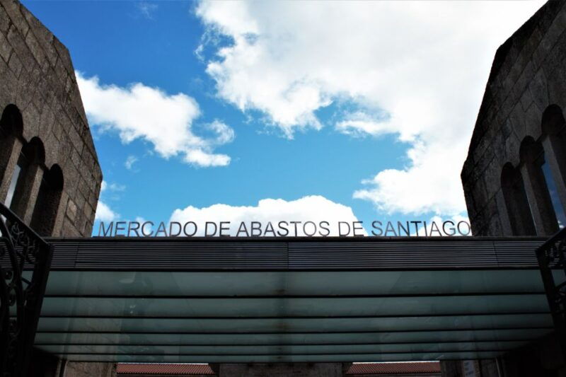 Santiago De Compostela: City Tour and Typical Galician Meal - Tour Highlights
