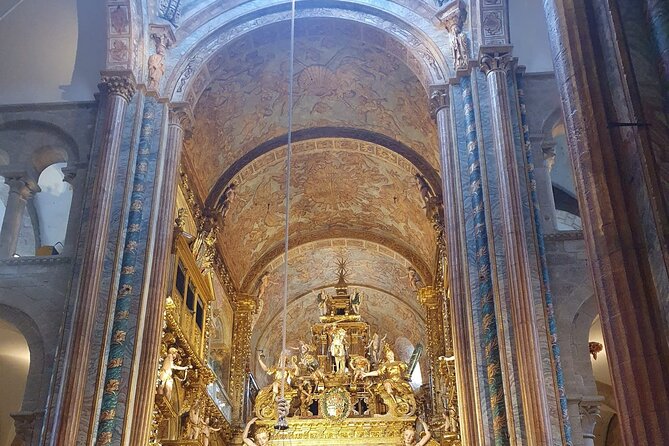 Santiago De Compostela Day Trip From Porto - Weather Conditions and Refund Policies