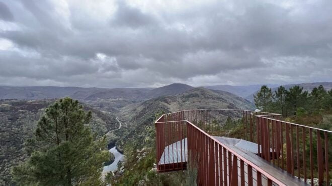 Santiago De Compostela: Galicia & the Ribeira Sacra Day Trip - Experience Description