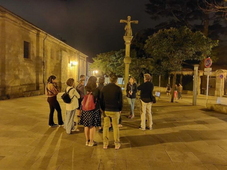 Santiago De Compostela: Land of Legends & Meigas Night Tour - Tour Duration and Highlights