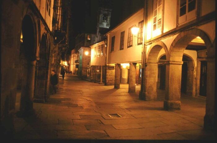 Santiago De Compostela: Legends Tour and Galician Dinner - Secure Your Spot With Flexible Booking Options