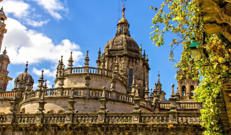 Santiago De Compostela Private 10- Hours Tour From Oporto - Tour Experience