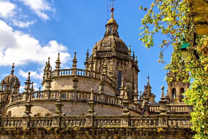 Santiago De Compostela Private 10- Hours Tour From Oporto - Pricing and Booking Information