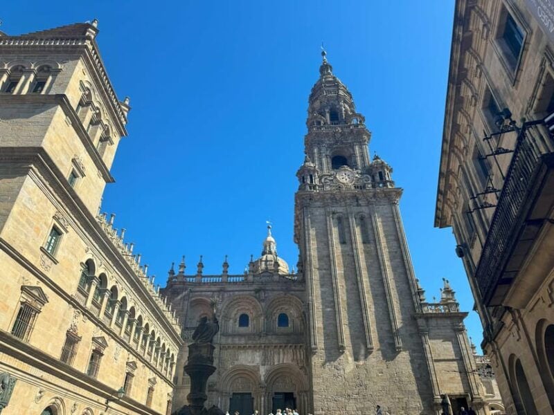 Santiago De Compostela; Private Guided Tour in Two Hours - Booking Information