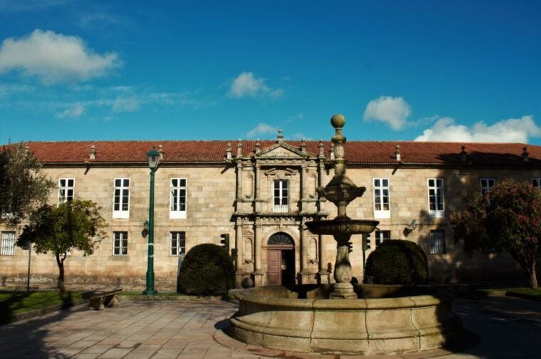 Santiago De Compostela; Private Guided Tour in Two Hours - Guides and Customer Experience