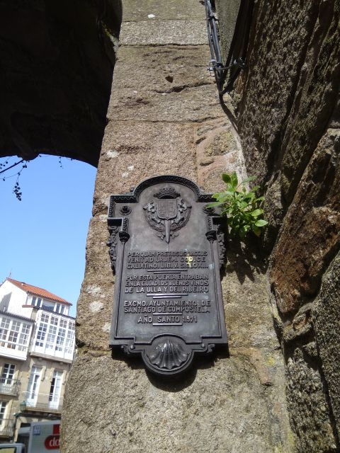 Santiago De Compostela & Valença - Private Tour From Porto - Tour Experience